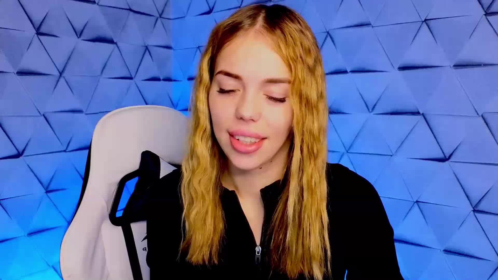 NikolSol Adult Chat September 23, 2025