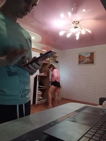 Niki233221 Adult Chat September 23, 2025