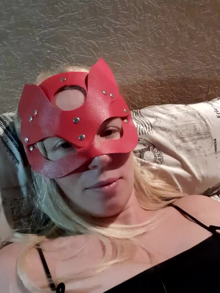 -nelya- Adult Chat September 23, 2025