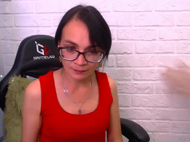 DarkOpiumX Adult Chat September 25, 2025