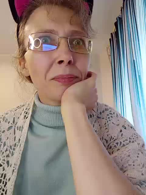 -Queen-Margo- Adult Chat September 25, 2025