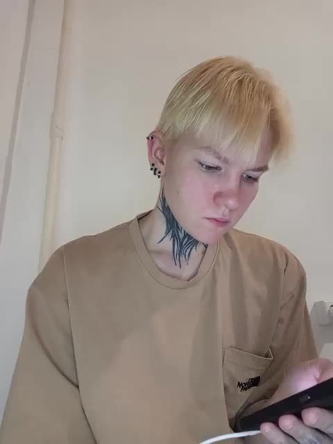 Zhenyya- Adult Chat September 23, 2025