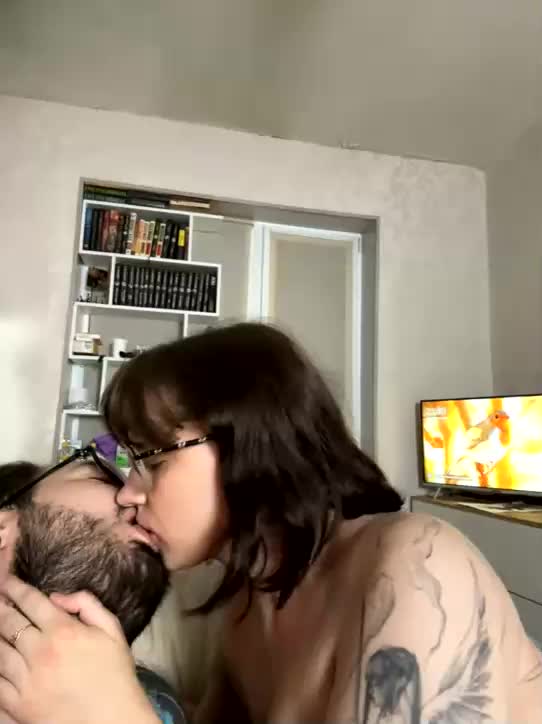 meow-10 Adult Chat September 26, 2025