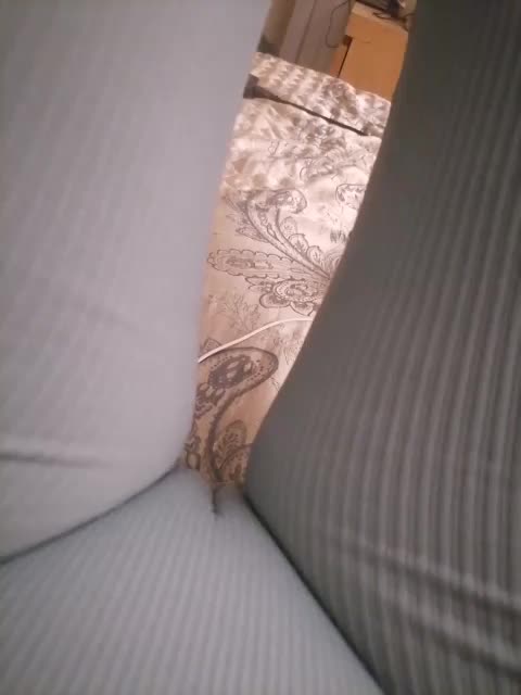 -Tiffany- Adult Chat September 26, 2025