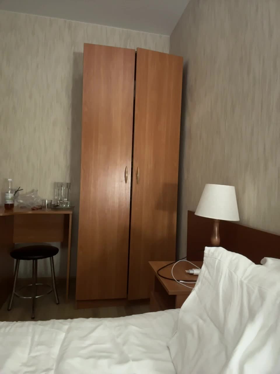 Pink-Lips Adult Chat September 26, 2025