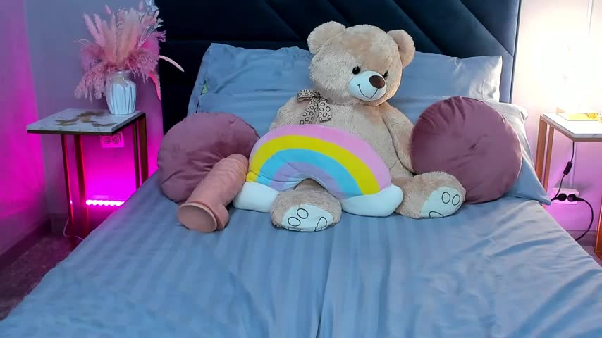 Curvy_Dynamite_ Adult Chat September 26, 2025