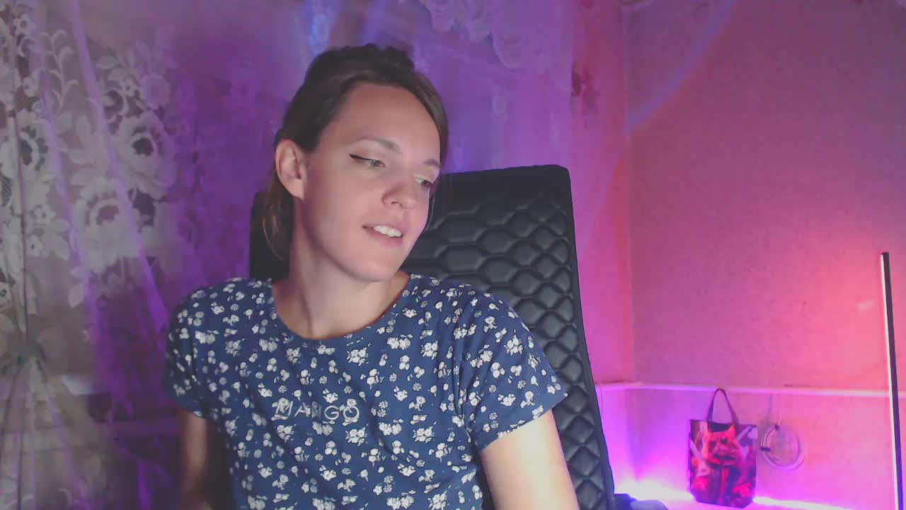 Babymuro4ka Adult Chat September 25, 2025