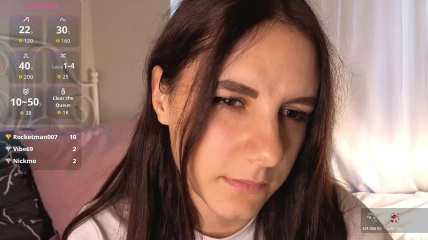 Kelly_Woods Adult Chat September 26, 2025