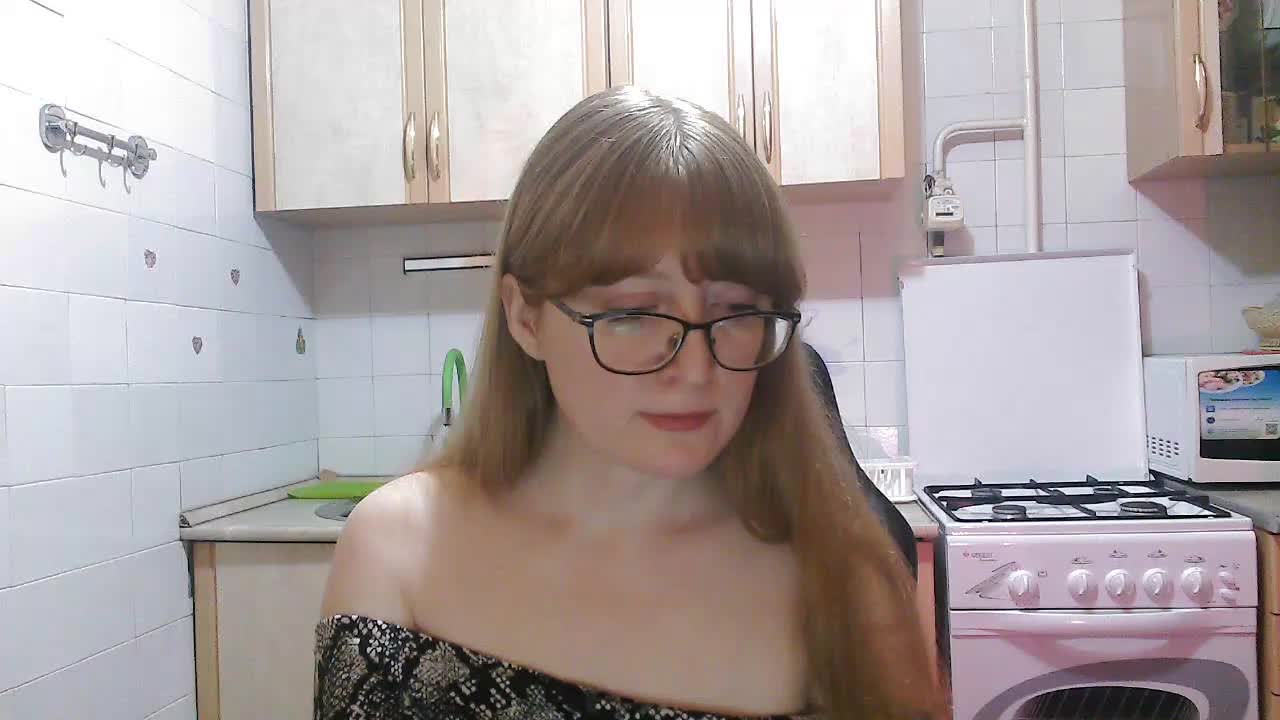 L-e-l-i-k Adult Chat September 27, 2025