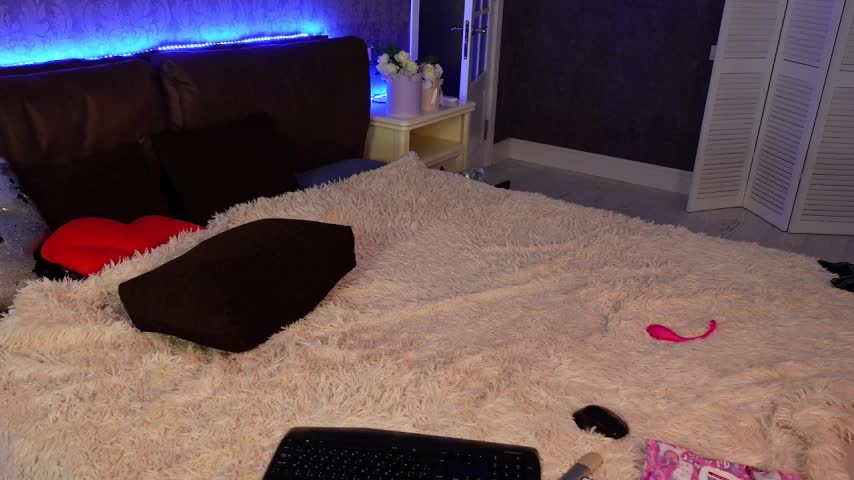 KittiLiza Adult Chat September 27, 2025