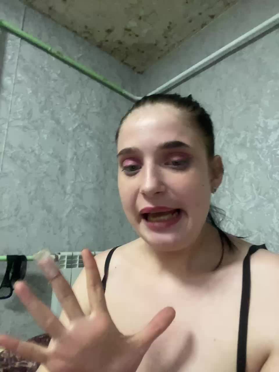 Aliska22 Adult Chat September 27, 2025