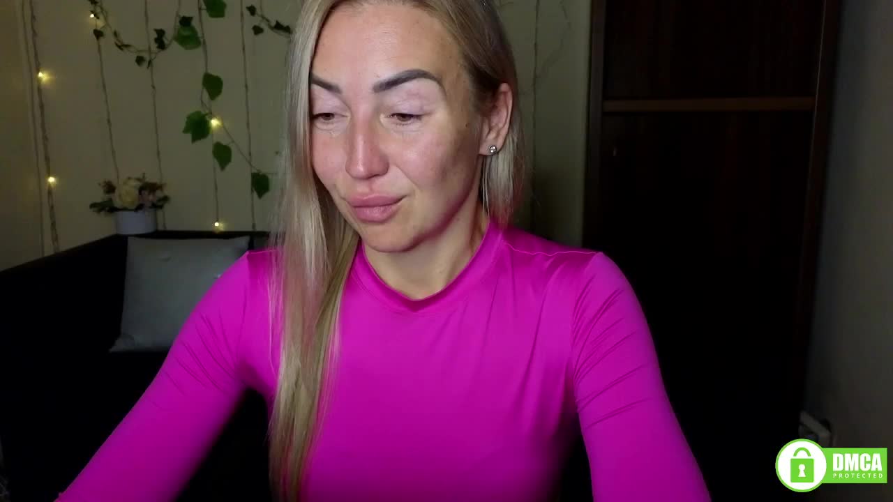 Jullyblondkiss Adult Chat September 27, 2025