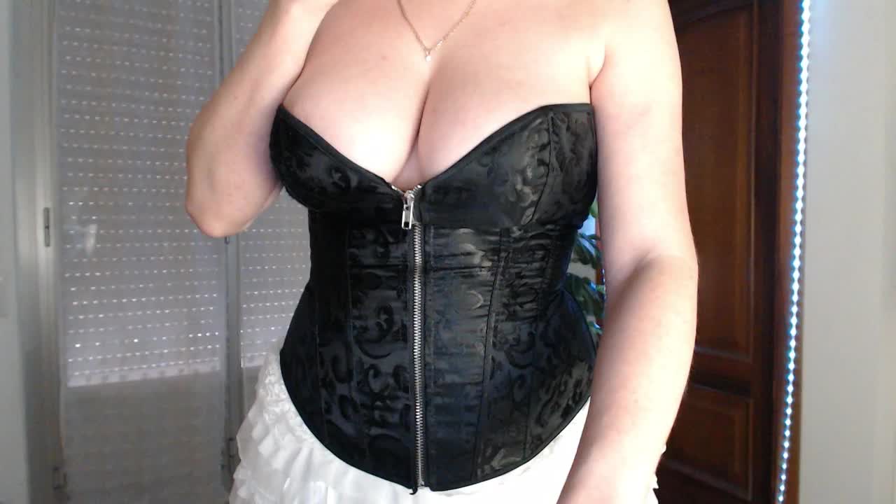 Alina-Lovely Adult Chat September 27, 2025