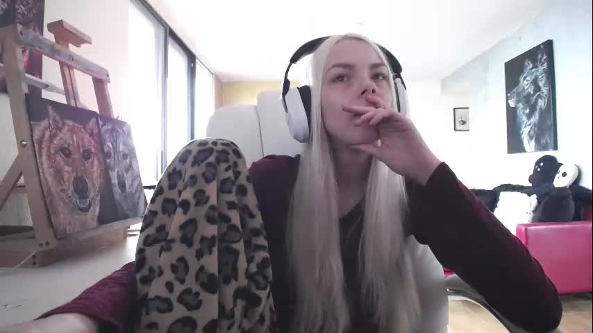 tinykylie Adult Chat September 26, 2025