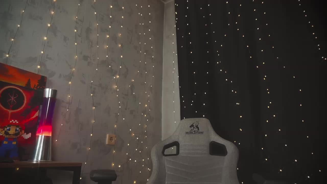 cutesoneckaaa Adult Chat September 28, 2025