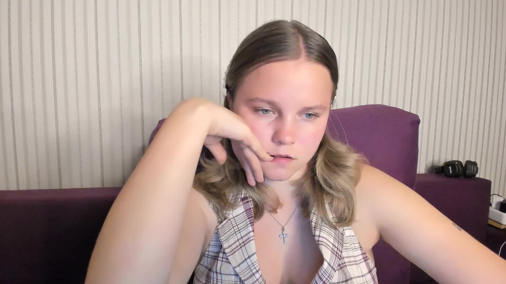 WebSamkaa Adult Chat September 28, 2025