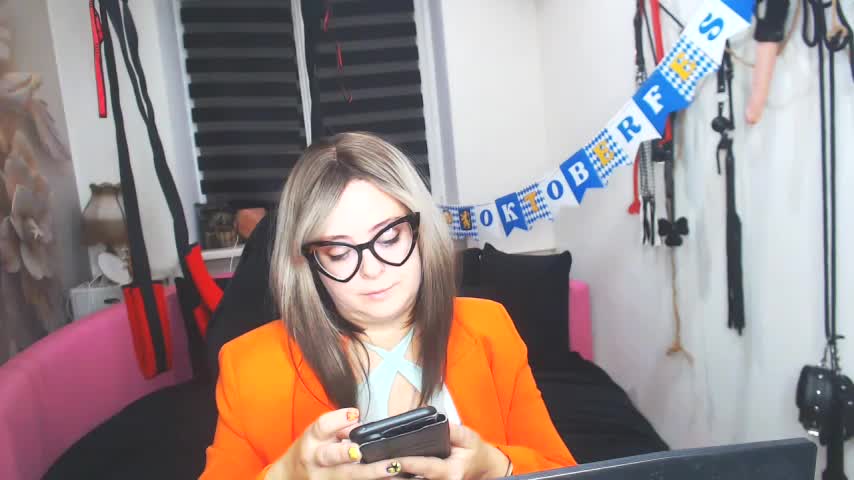 MISSwithDOLLS Adult Chat September 28, 2025