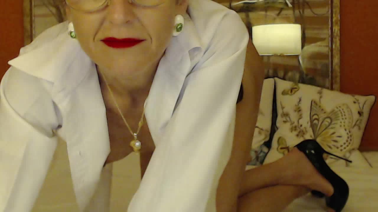 Lora8888 Adult Chat September 28, 2025