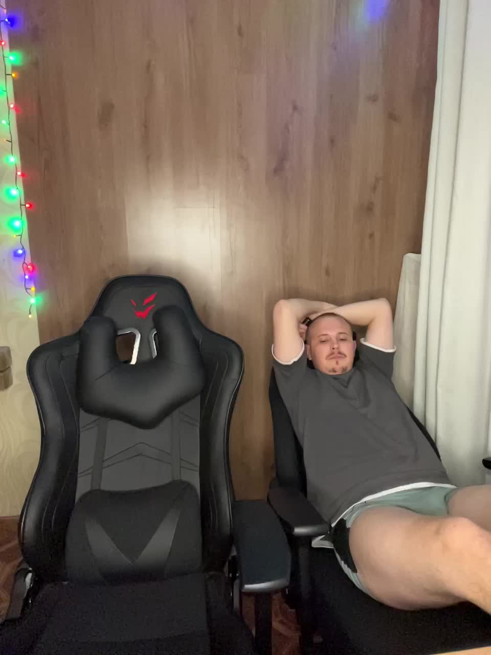 -Mint Adult Chat September 28, 2025