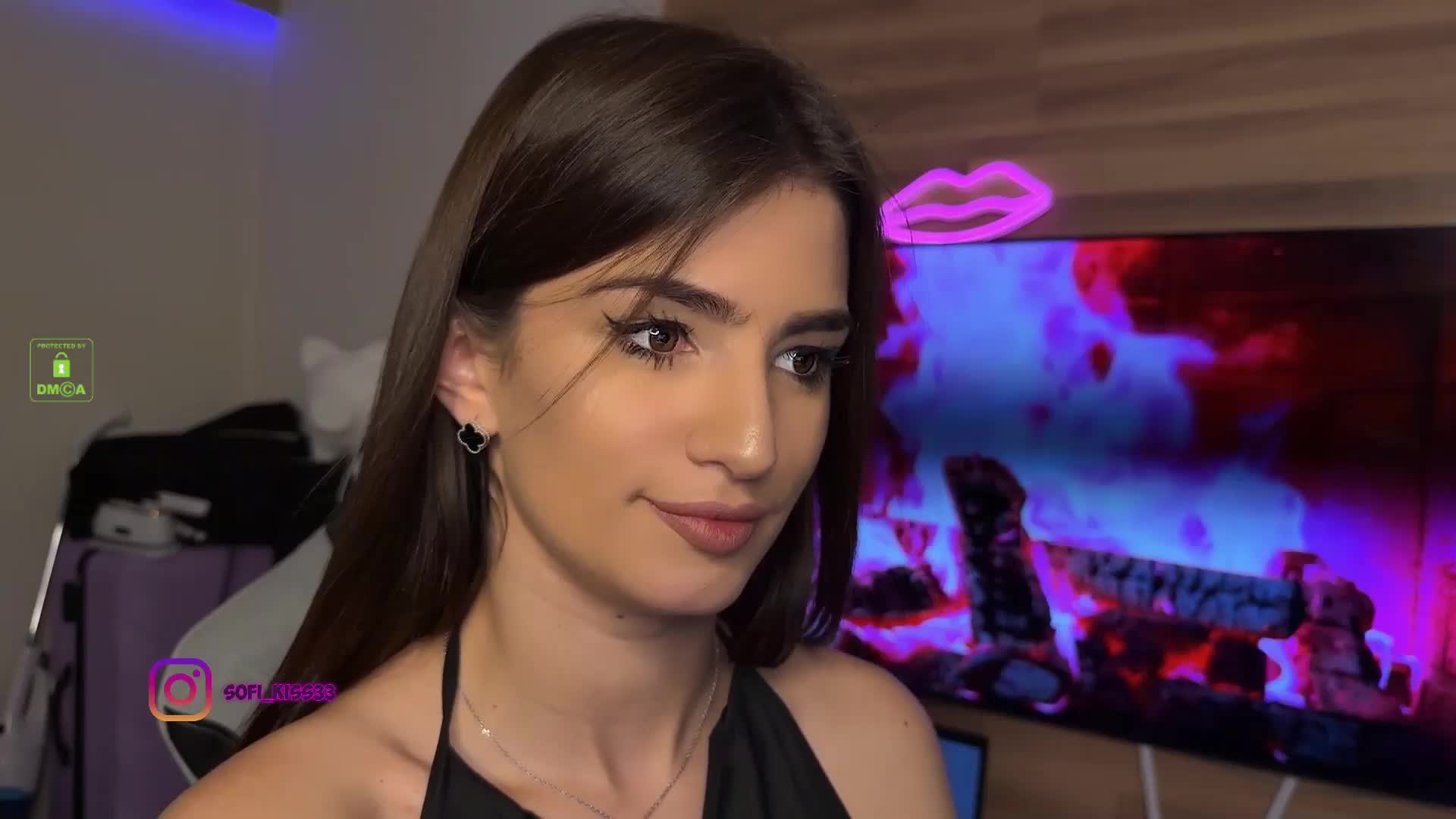 Sofi-Mi Adult Chat September 28, 2025