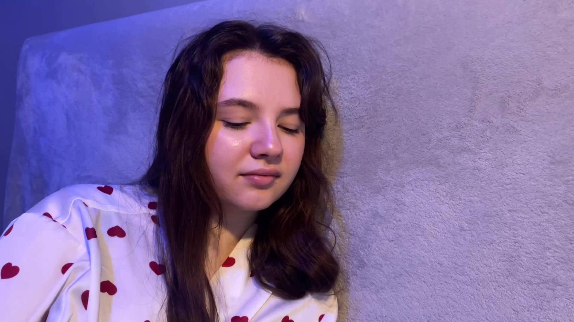 AlisaRichGold Adult Chat September 28, 2025