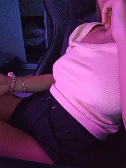 _m_a_r_i_a_888_ Adult Chat September 28, 2025