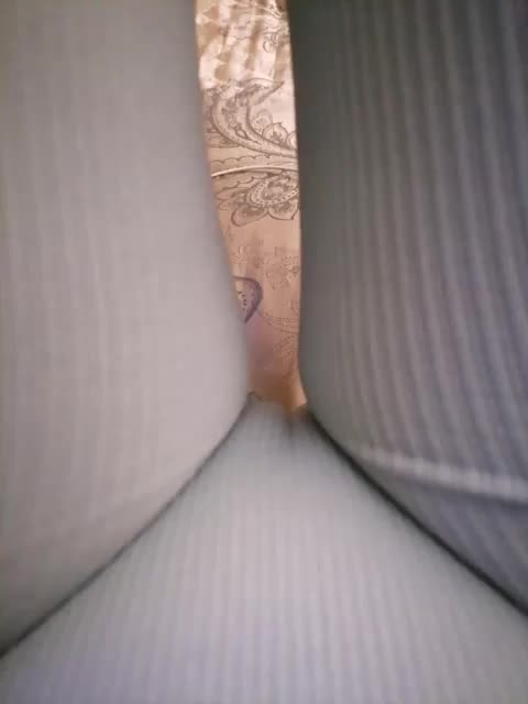 -Tiffany- Adult Chat September 28, 2025