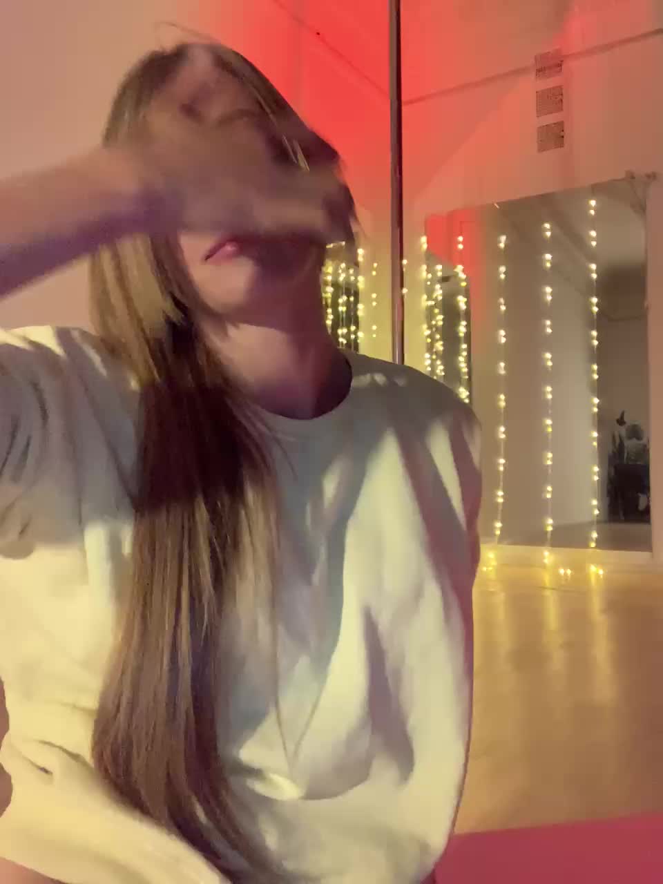 LeenaLee Adult Chat September 28, 2025