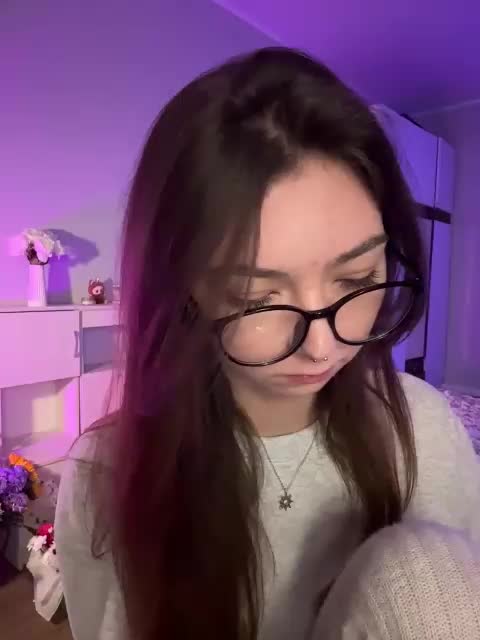 ShyAlya Adult Chat September 28, 2025