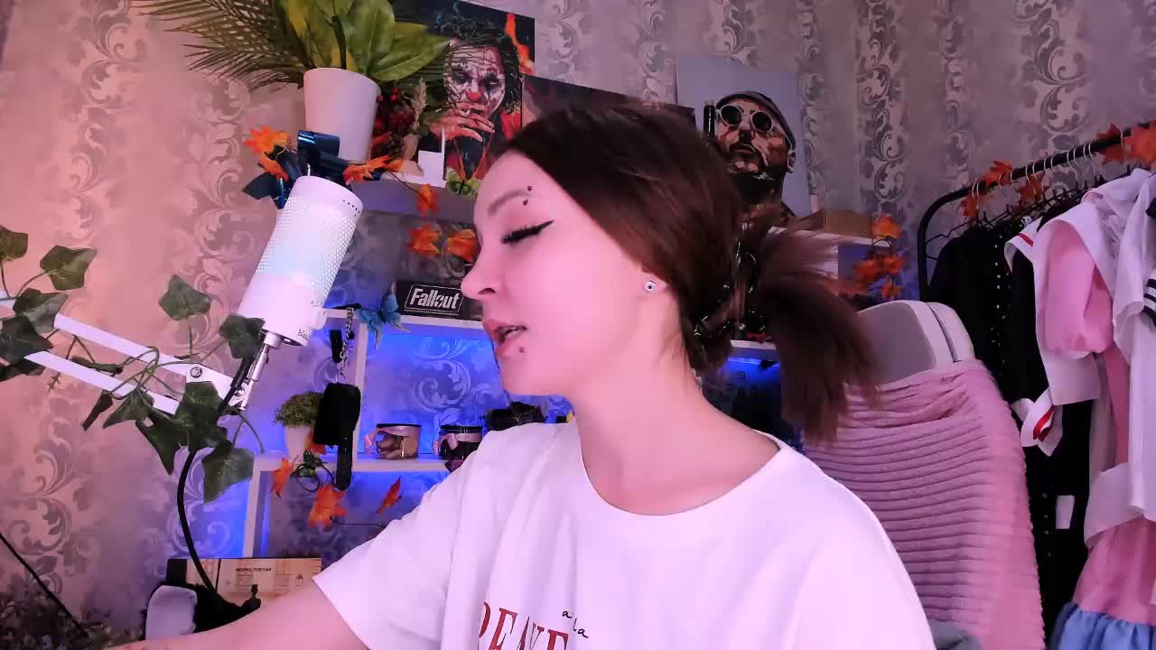 AsyaSweeet Adult Chat September 28, 2025