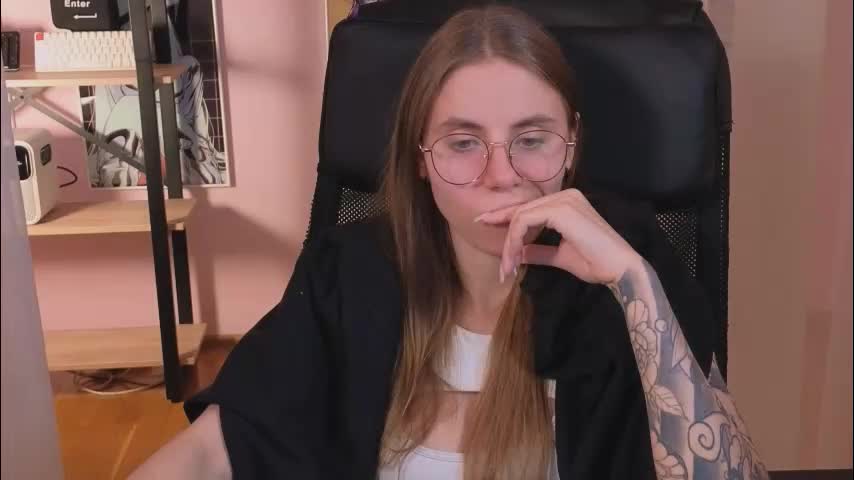 _lovelylove_ Adult Chat September 28, 2025