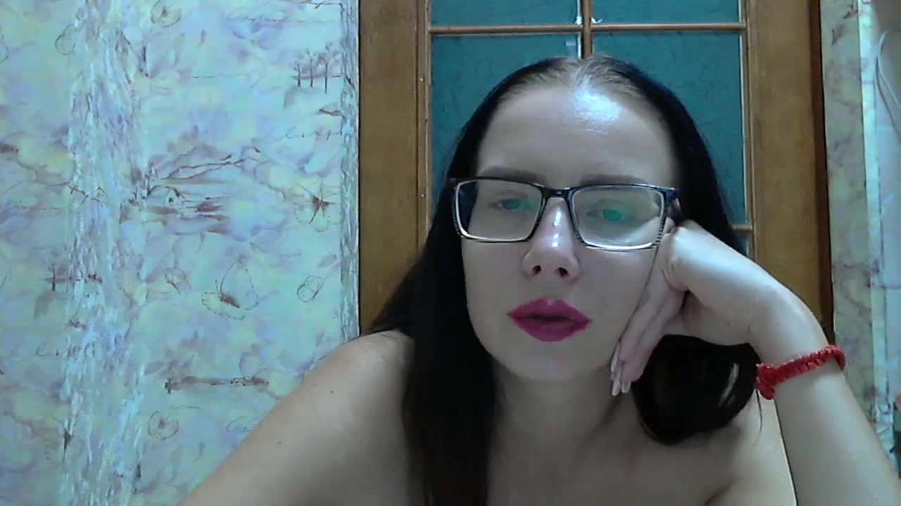 Val-Stephie Adult Chat September 28, 2025