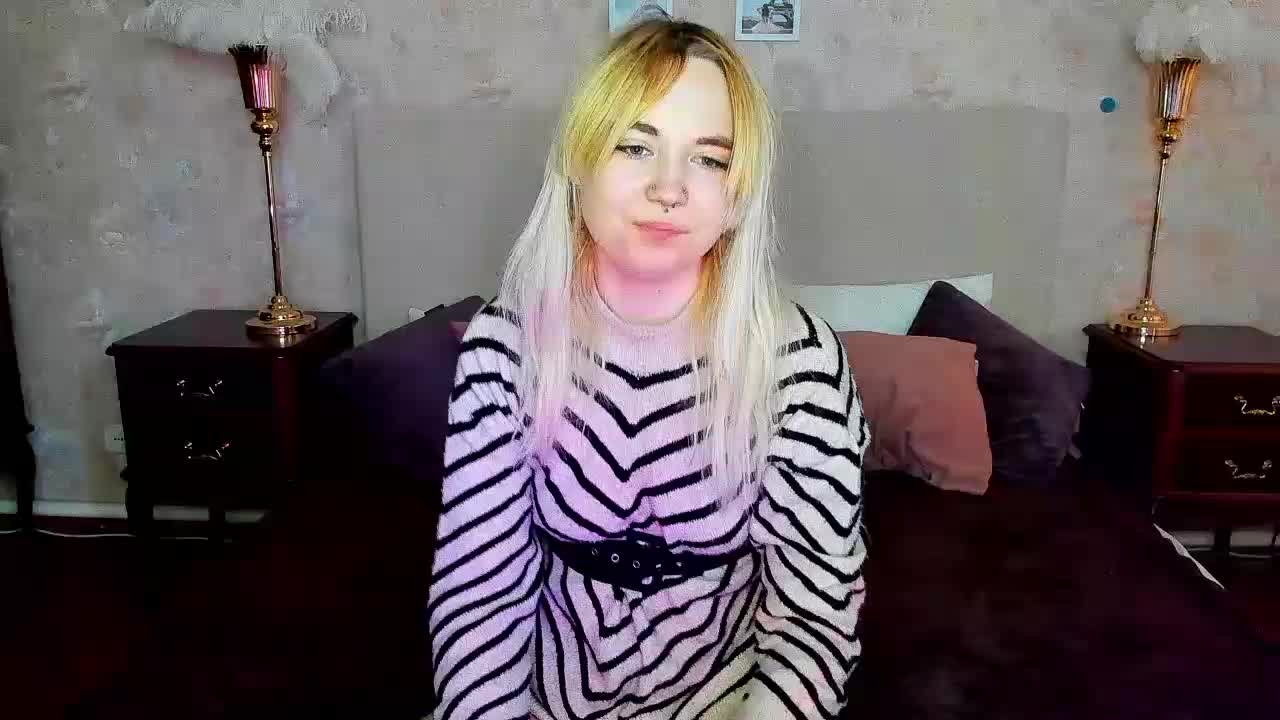 Iriska_mini Adult Chat September 28, 2025