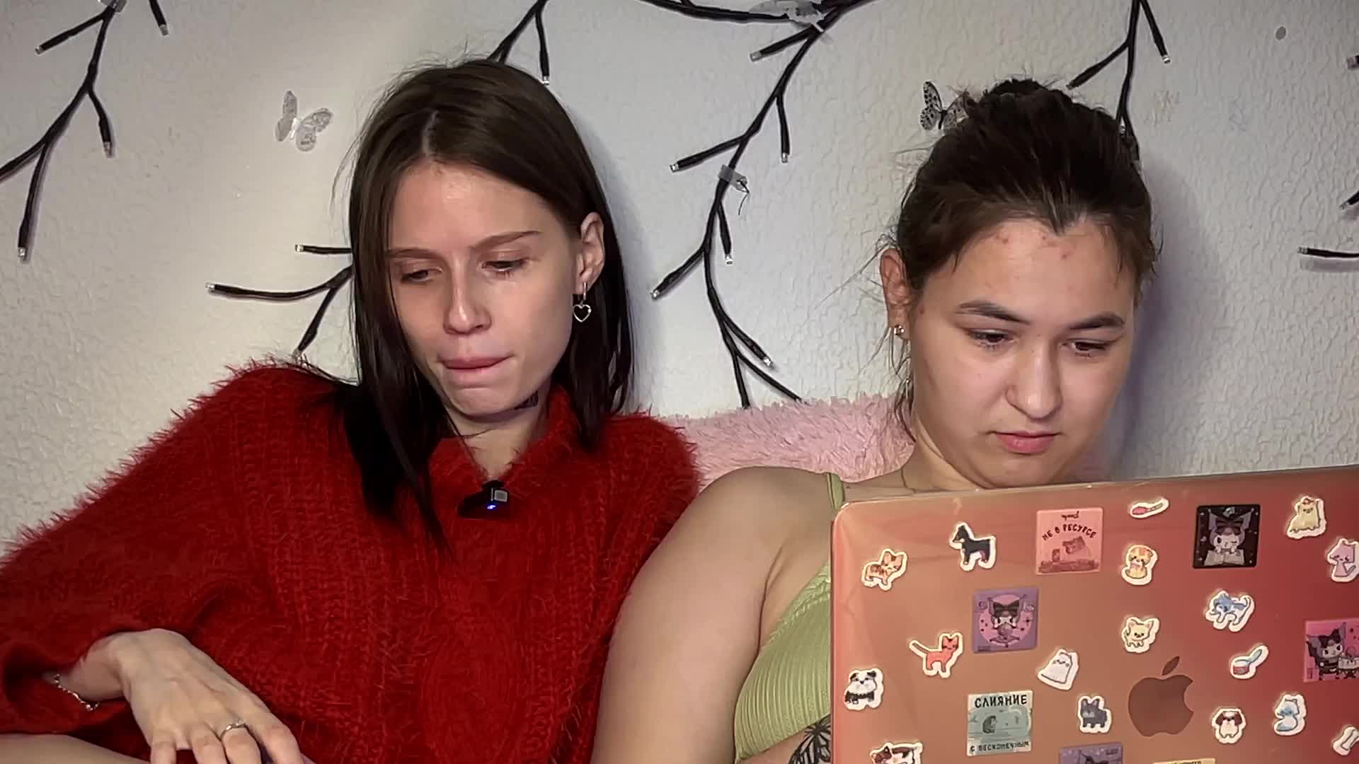 ZoyaVikki Adult Chat September 28, 2025