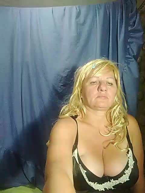 FameLara Adult Chat September 28, 2025