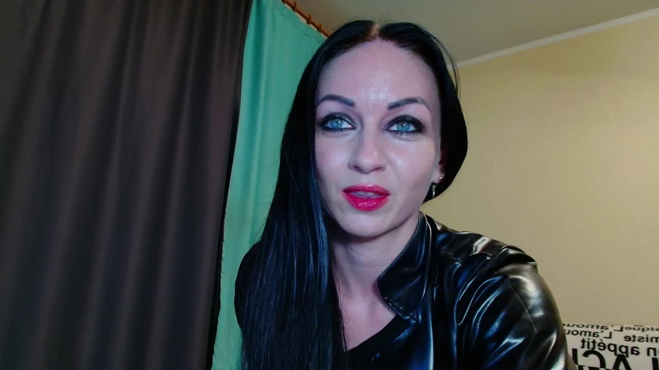Mistress_Zoe1 Adult Chat September 28, 2025