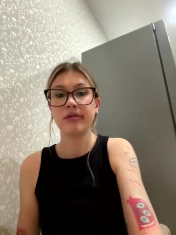 RinaCat Adult Chat September 28, 2025