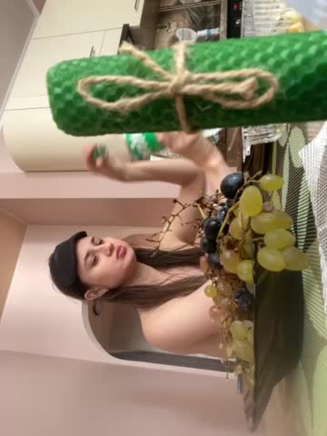 Flossy_Vettie Adult Chat September 28, 2025