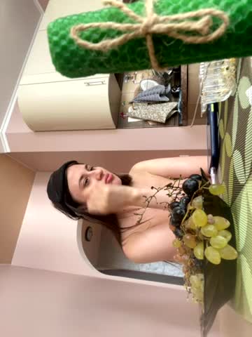 Flossy_Vettie Adult Chat September 28, 2025