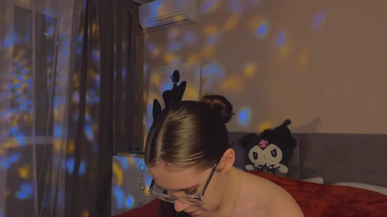 Mia_Luw Adult Chat September 28, 2025