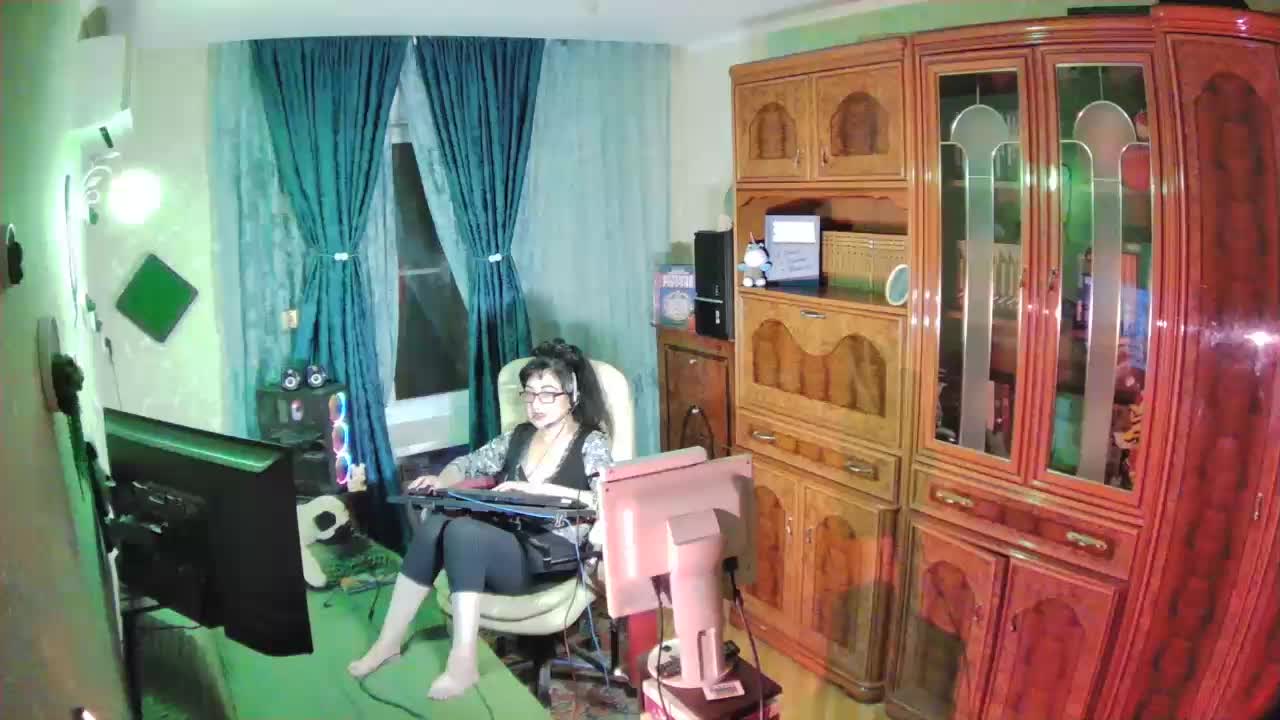 Infodar Adult Chat September 28, 2025