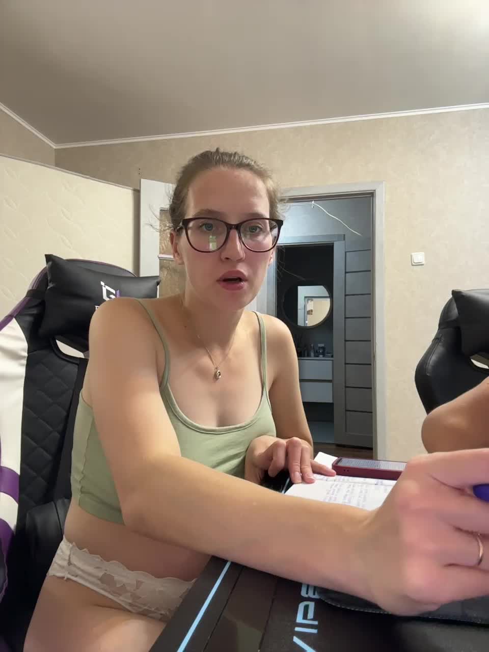 ANASTEIK Adult Chat September 28, 2025