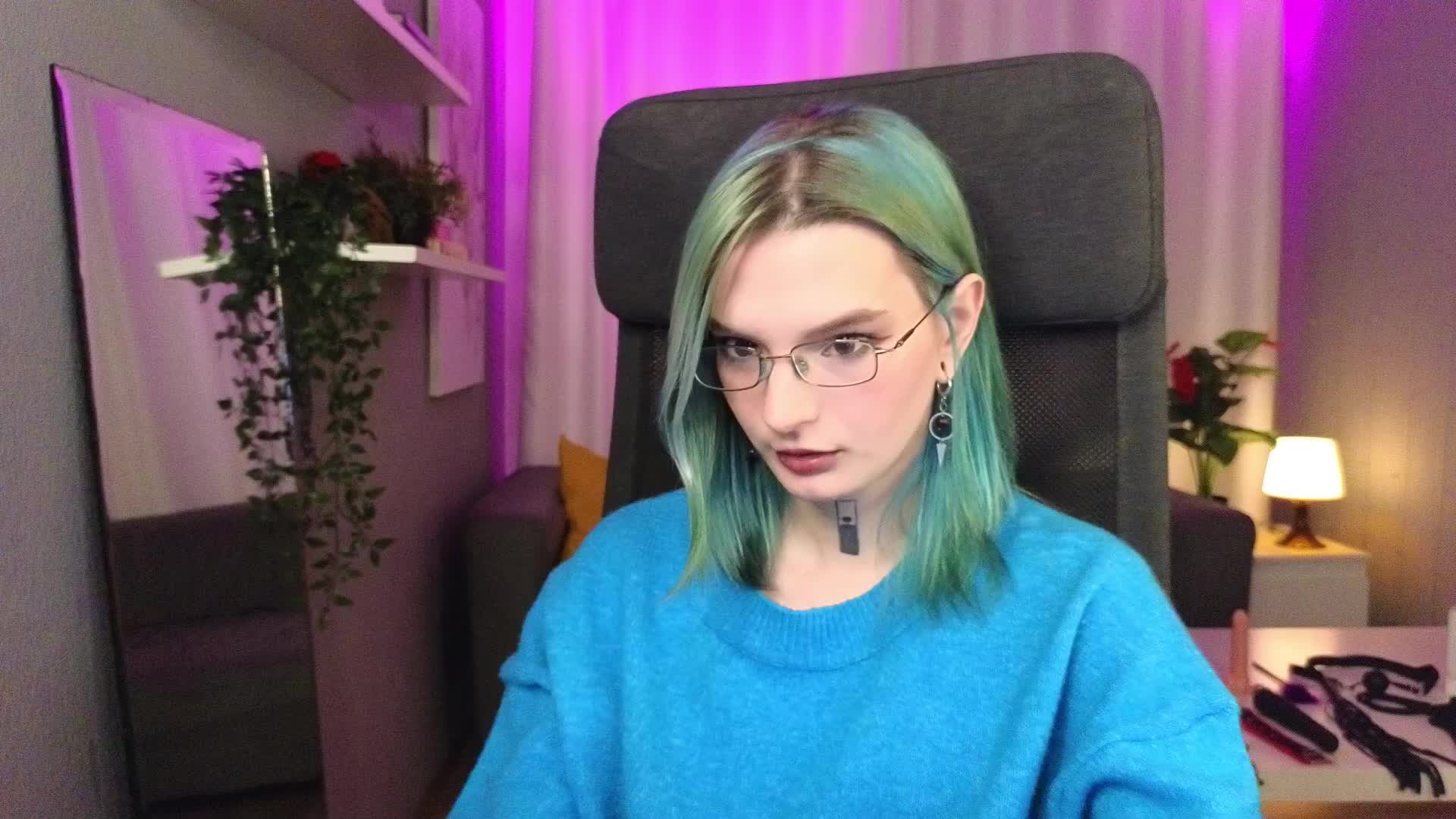 lika-haris Adult Chat September 28, 2025