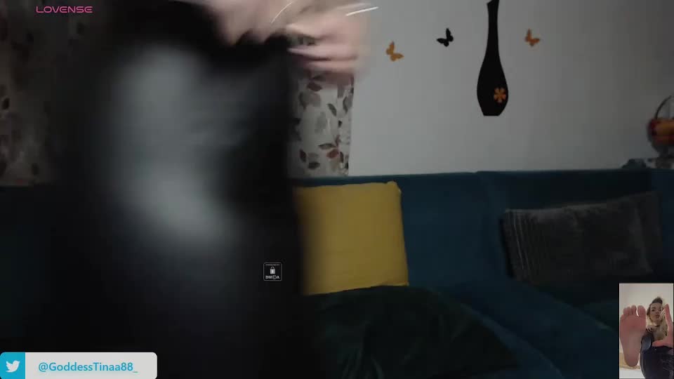 cris_tinne Adult Chat September 29, 2025