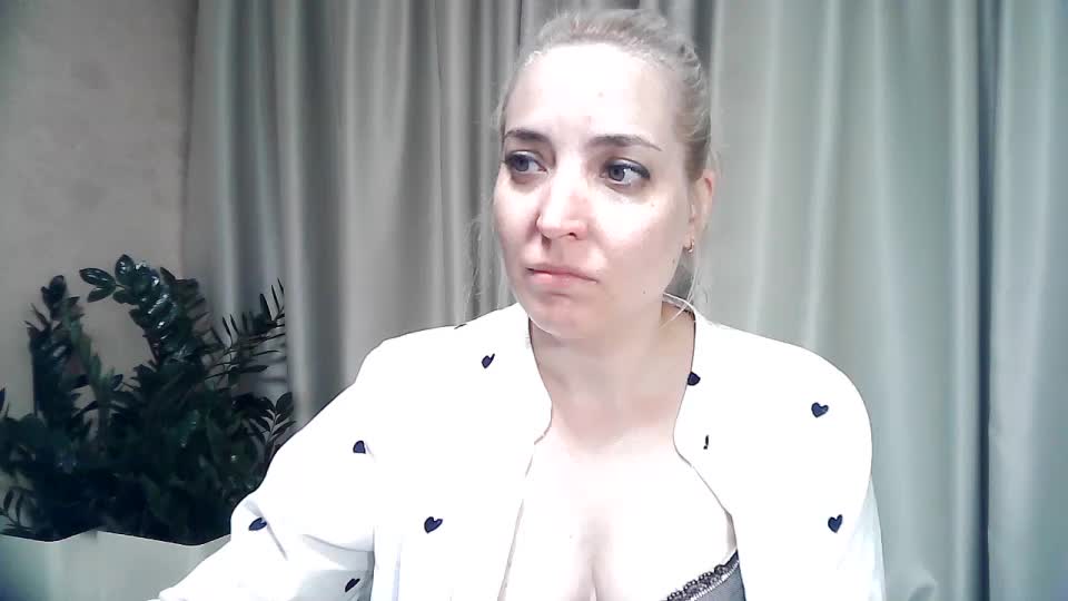 mariska-kiska Adult Chat September 29, 2025