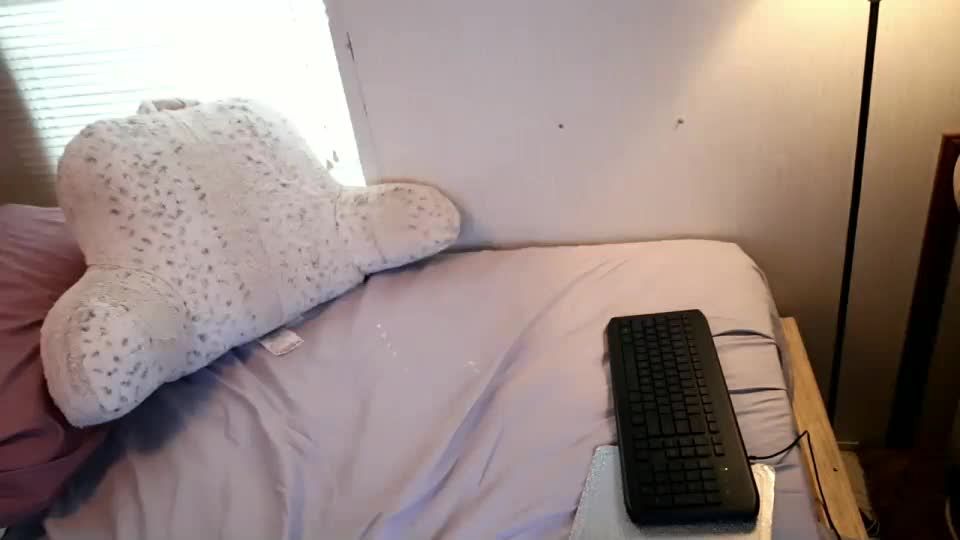 fuckmypussyplz1 Adult Chat September 28, 2025