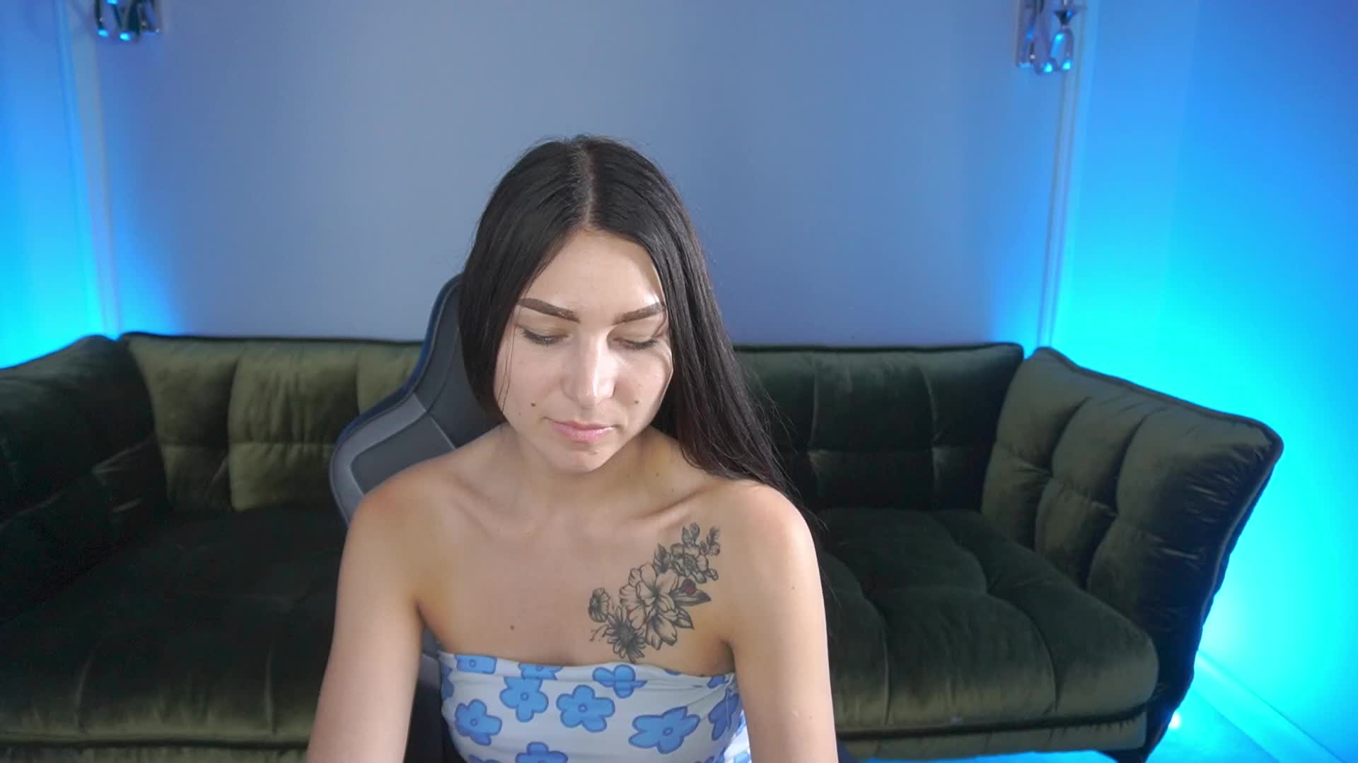 EliseVelour Adult Chat September 28, 2025