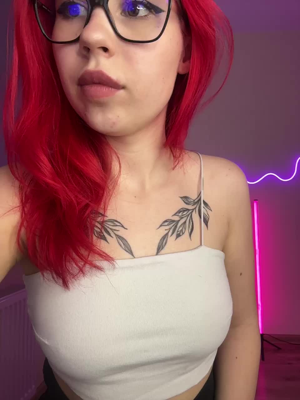 Aliisss Adult Chat September 28, 2025