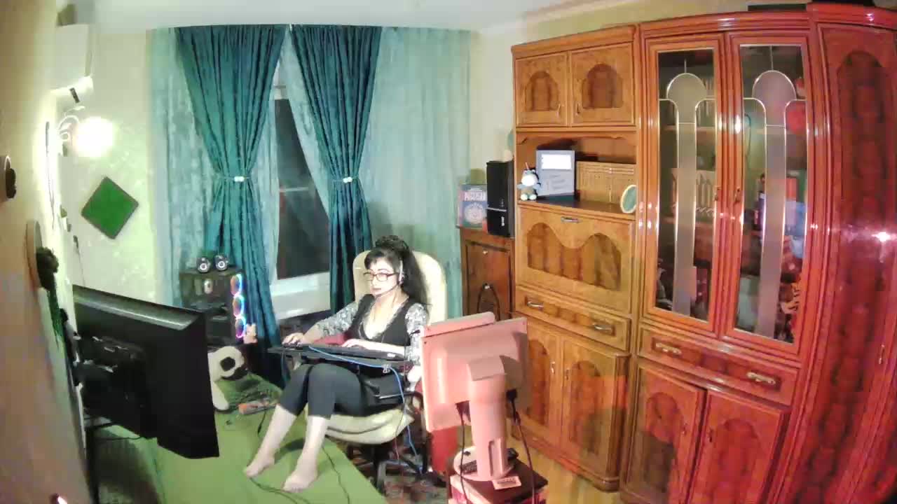 Infodar Adult Chat September 28, 2025