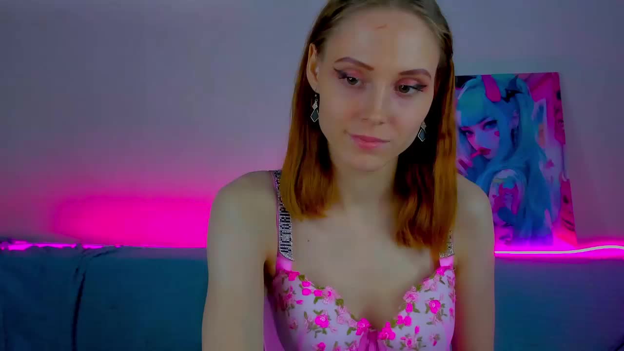 Gina_lovelyy Adult Chat September 29, 2025